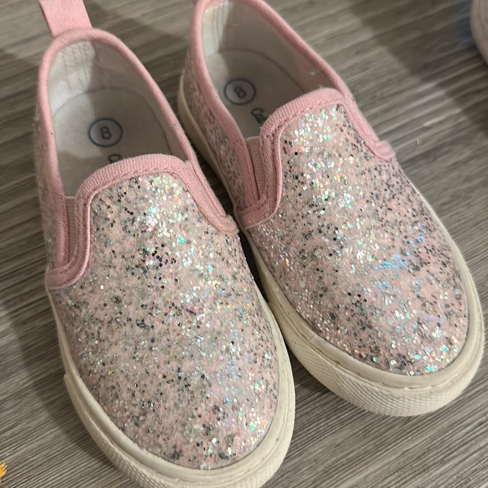 Cat and Jack Size 8 Pink sparkle Shoes